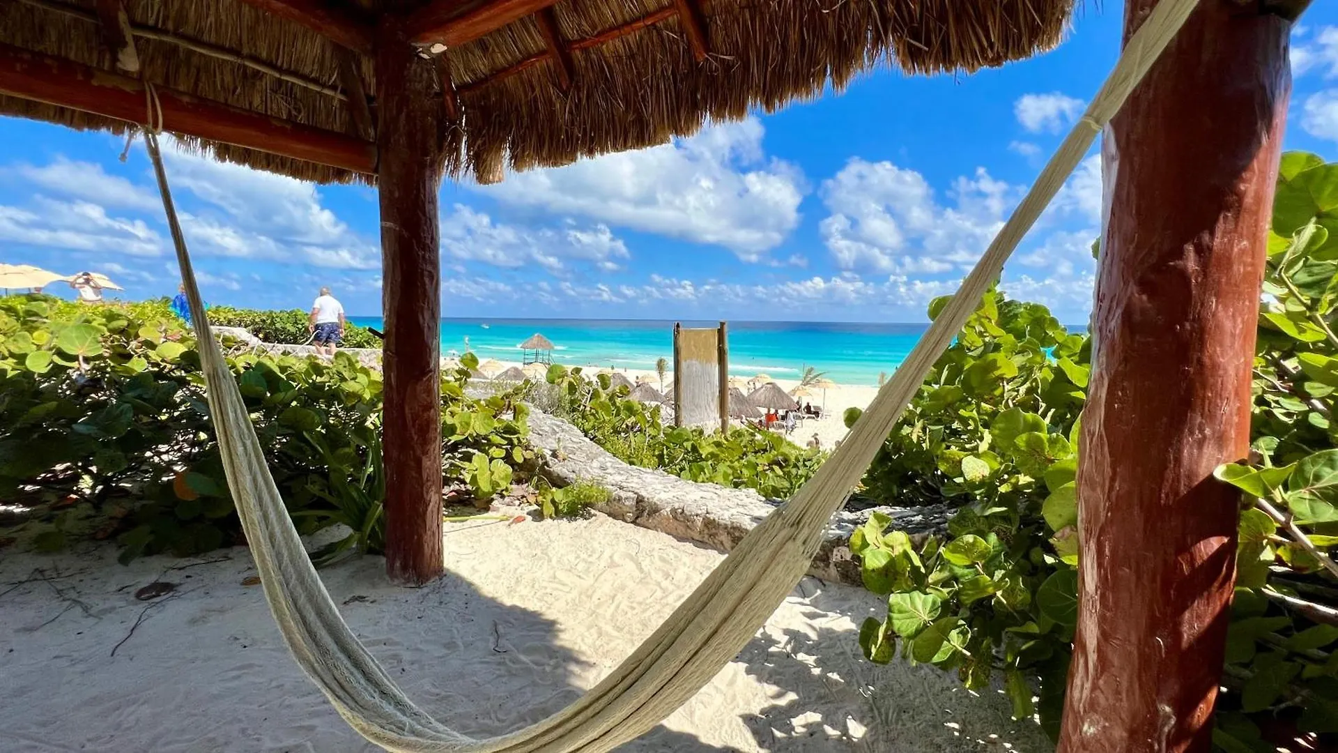 **** Hotel Luna, 2 Beds En La Mejor Ubicacion De Cancún Meksyk